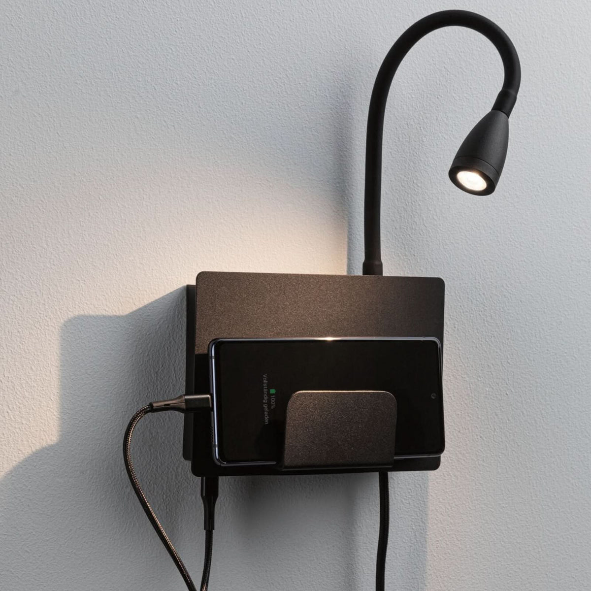 Applique murale LED Halina USB en métal, noir mat, hauteur 25,6 cm