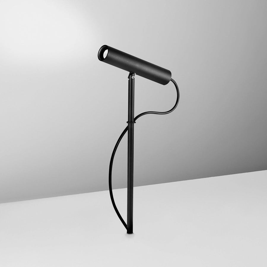 Spot à piquer d'extérieur LED DLS Stick en aluminium, noir, Ø 4,2 cm, IP65, 3000 K, 7 W, hauteur 70 cm