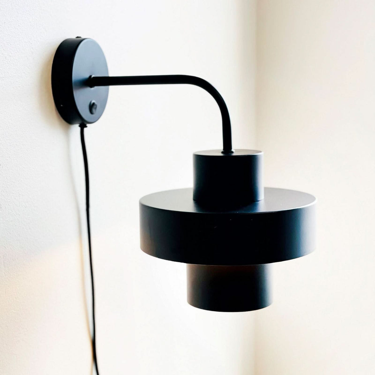 Applique murale Stoke en métal, noir brillant, Ø 20 cm