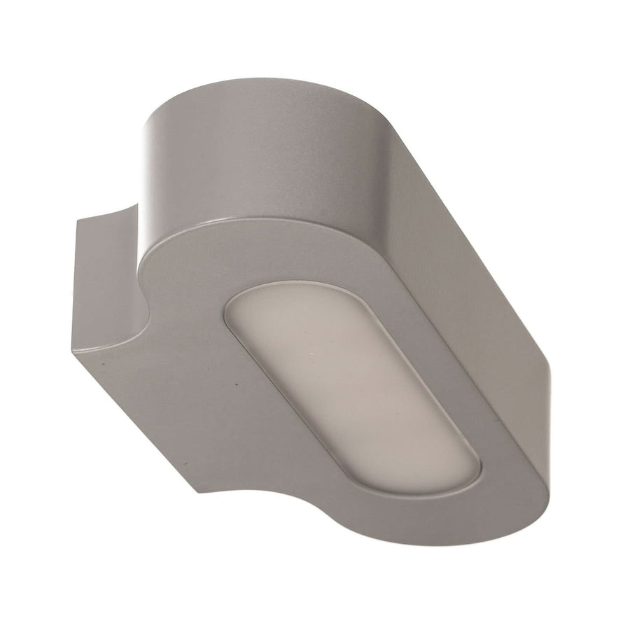 Vue en plongée du boîtier argent et du diffuseur ovale allongé.