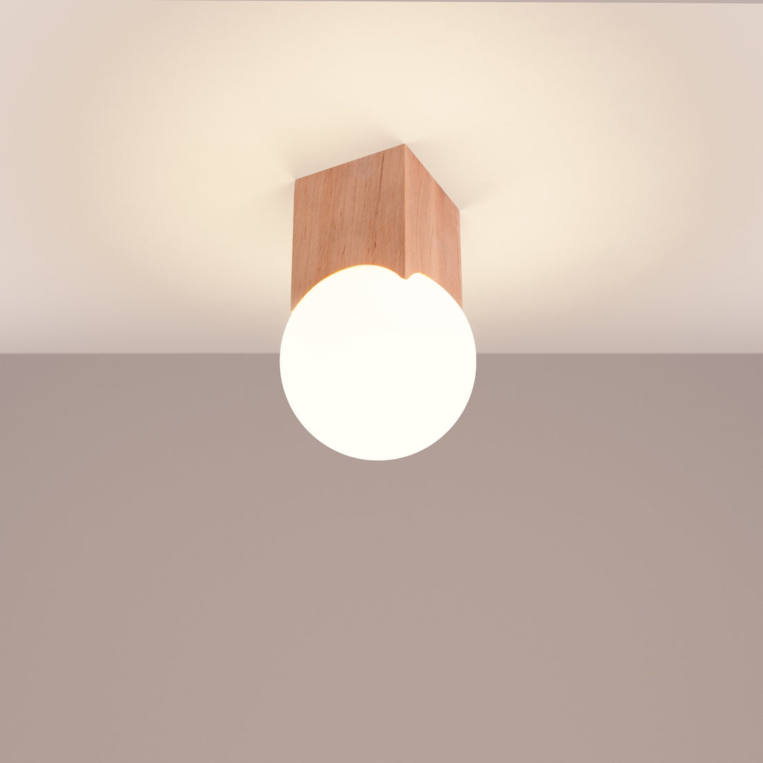 SOLIS natural wood ceiling light