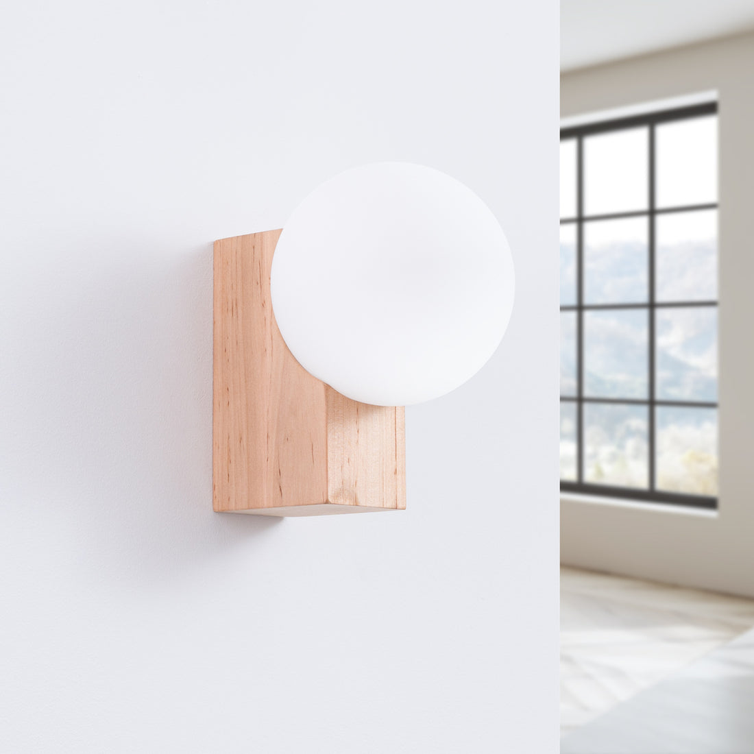 Natural wood BULBO wall lamp