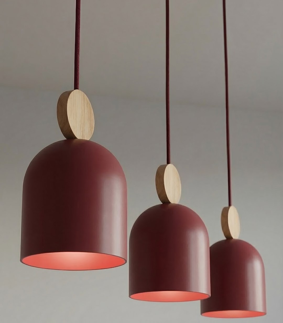 Suspension Mesi 3 lumières bordeaux, bois, H 11 cm