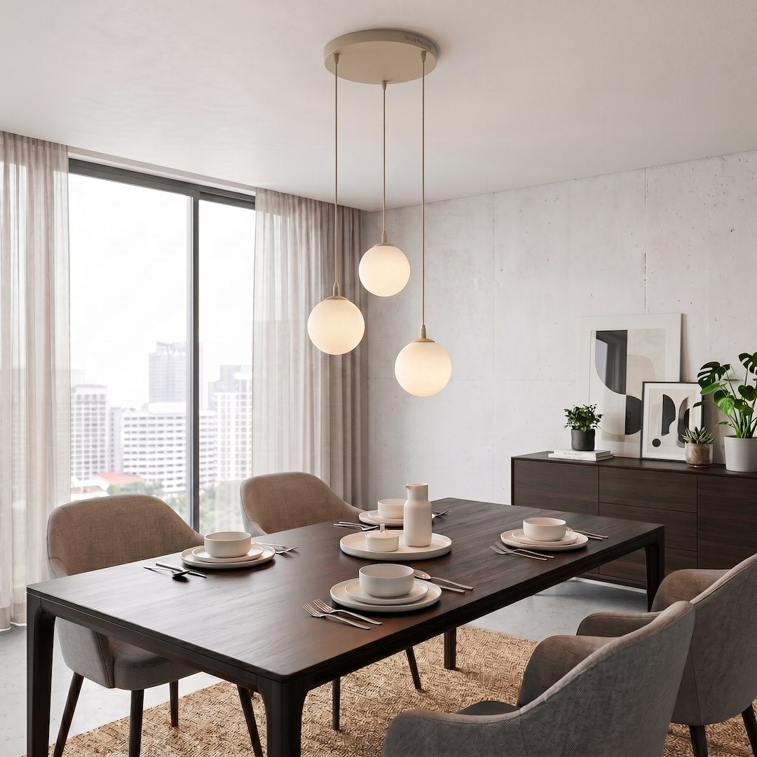 Suspension Cosmo 3 lumières beige, verre blanc