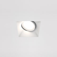 White spot dot