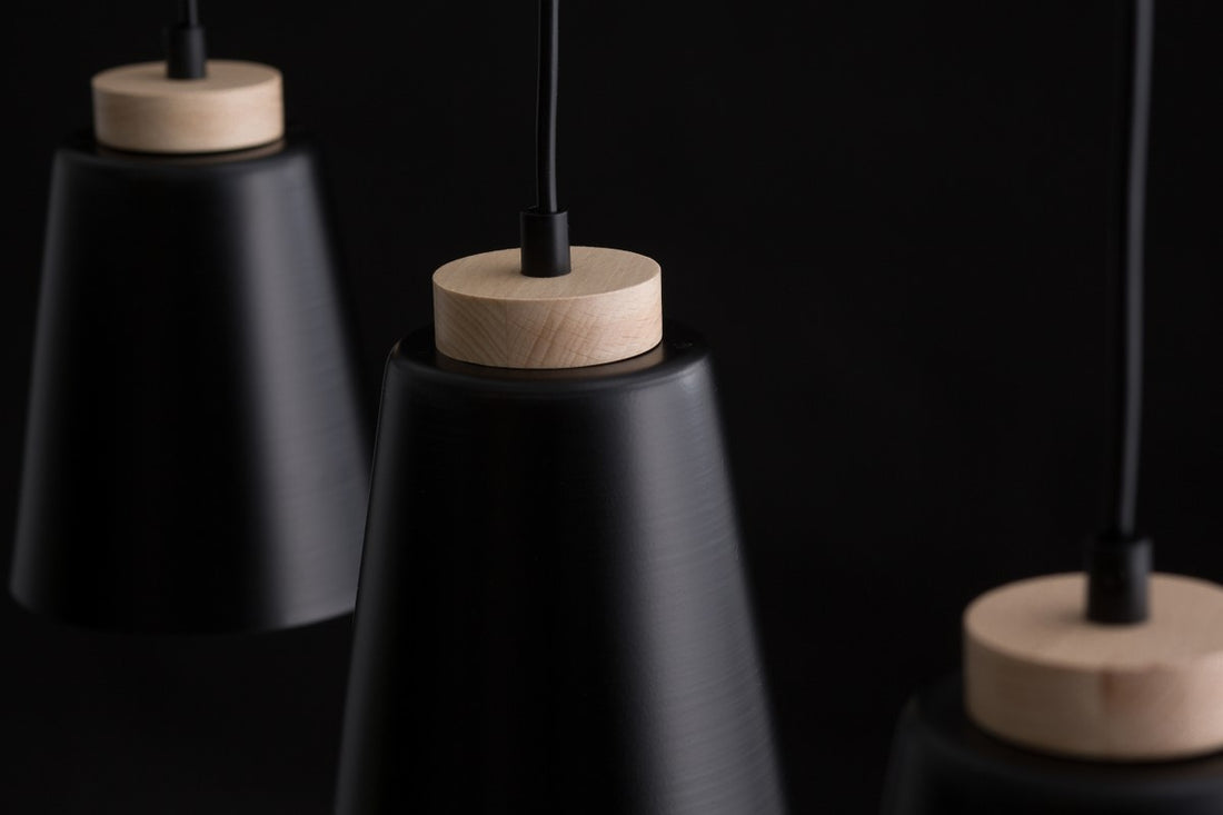 Atlas 2-light spotlight black