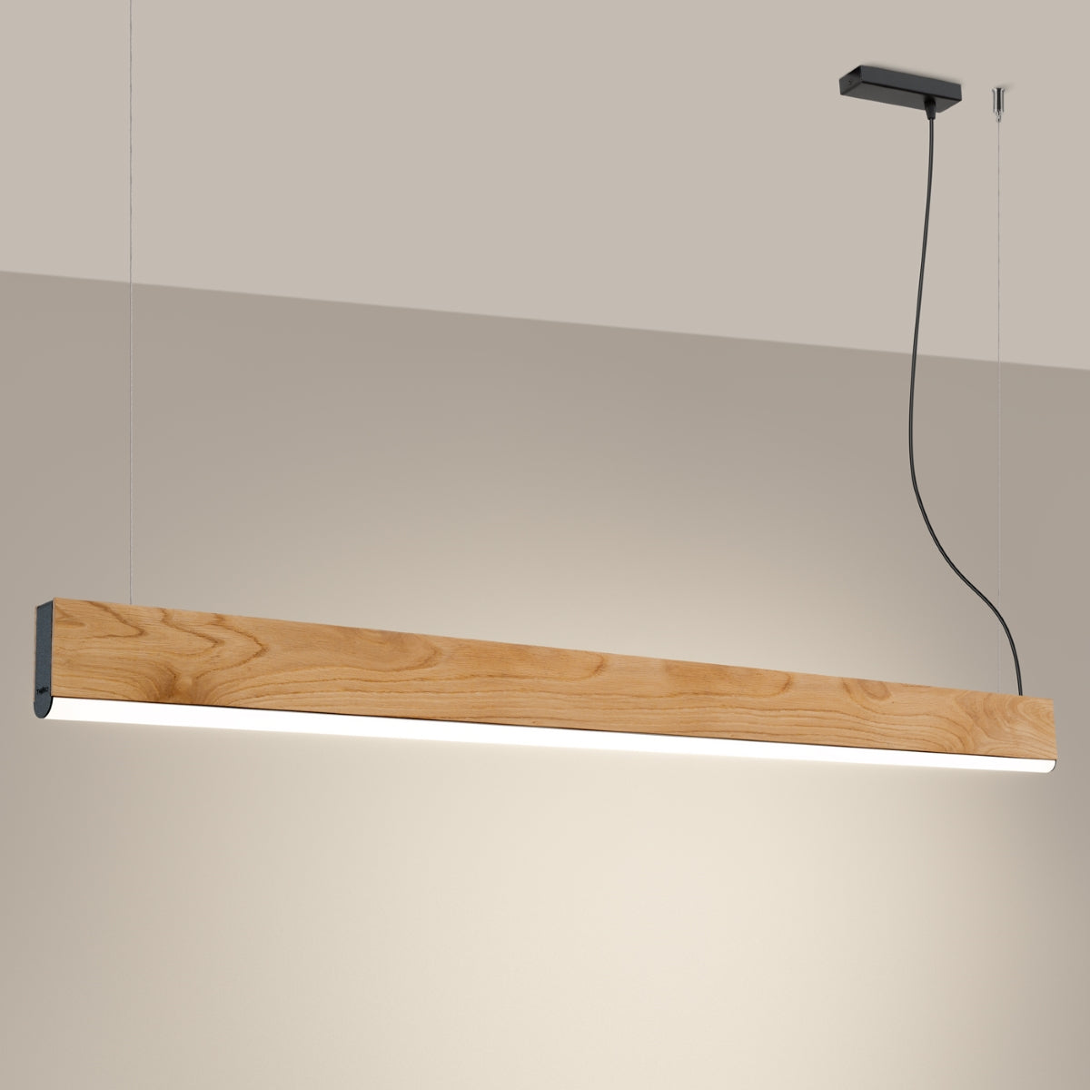Vue de trois quarts en intérieur, ligne lumineuse blanche soulignant le bois