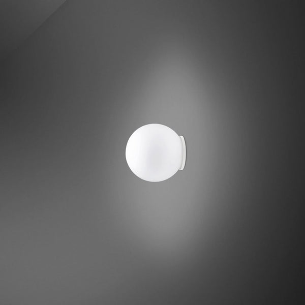 Applique murale Lumi Sfera en verre, blanc, Ø 9 cm, IP44