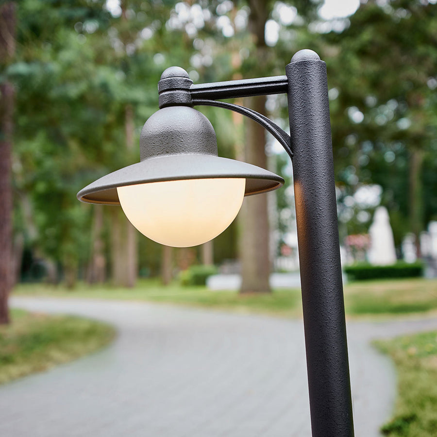 Borne lumineuse d'extérieur Yarai en aluminium, noir et blanc, hauteur 90 cm, IP44