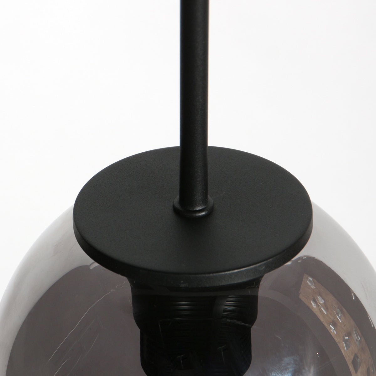 HaloSwap 4290ZW – Black pendant light with a teardrop-shaped smoked glass globe, 15 cm in diameter