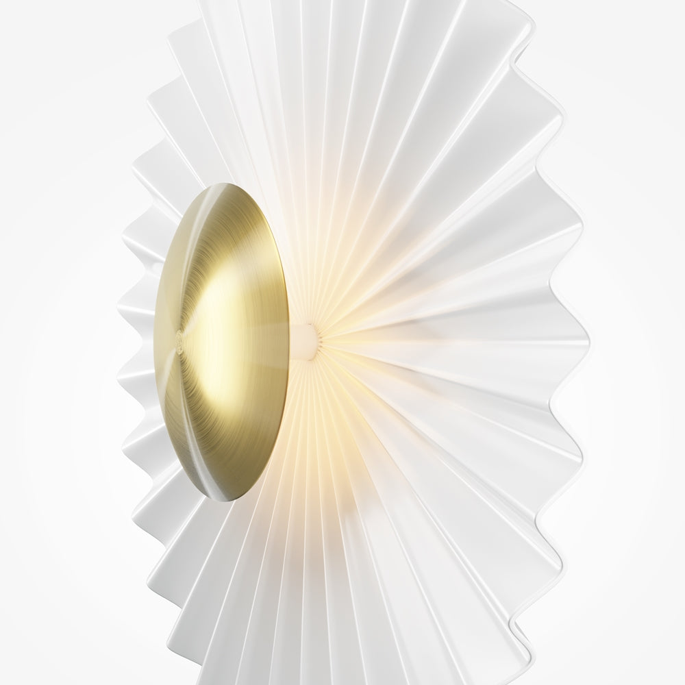 Fiore Gold Wall Lamp
