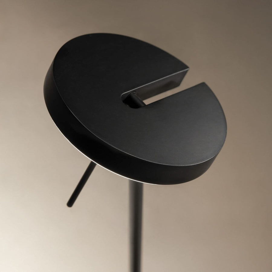 Applique murale LED Invisible 2 700 en aluminium, noir, Ø 12 cm