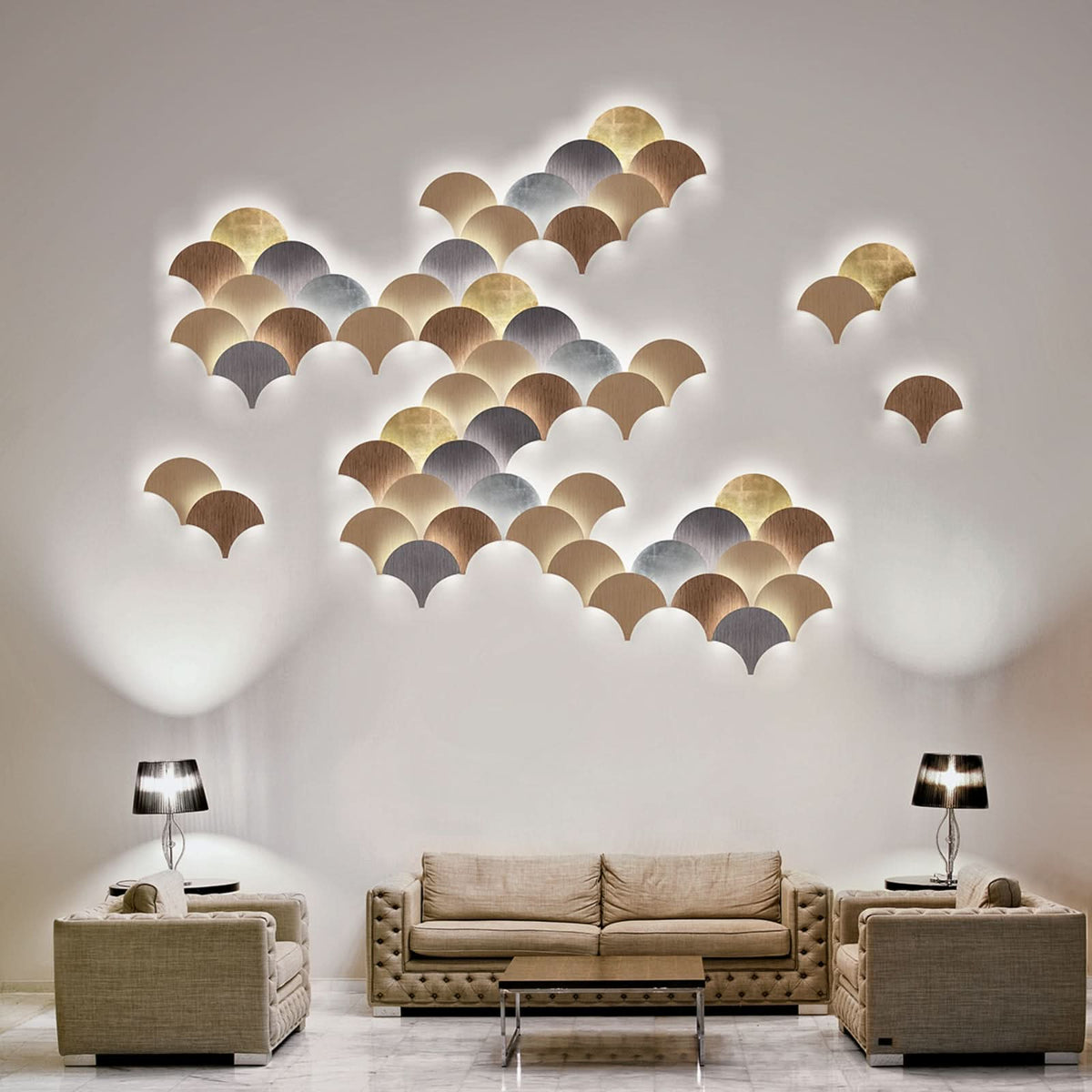 Applique murale LED Palm en métal, chêne, hauteur 34 cm