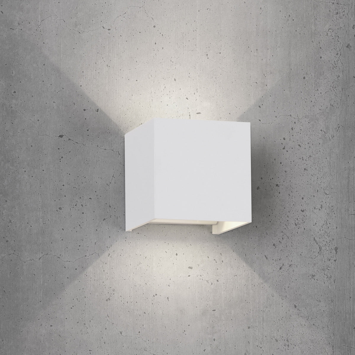 Applique extérieure LED Davos blanche sablée, IP54, L 10 cm, 3000 K