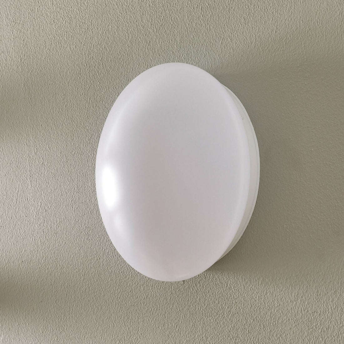 Applique murale LED Renzo+ ColorSelect, blanc, Ø 28 cm, IP44