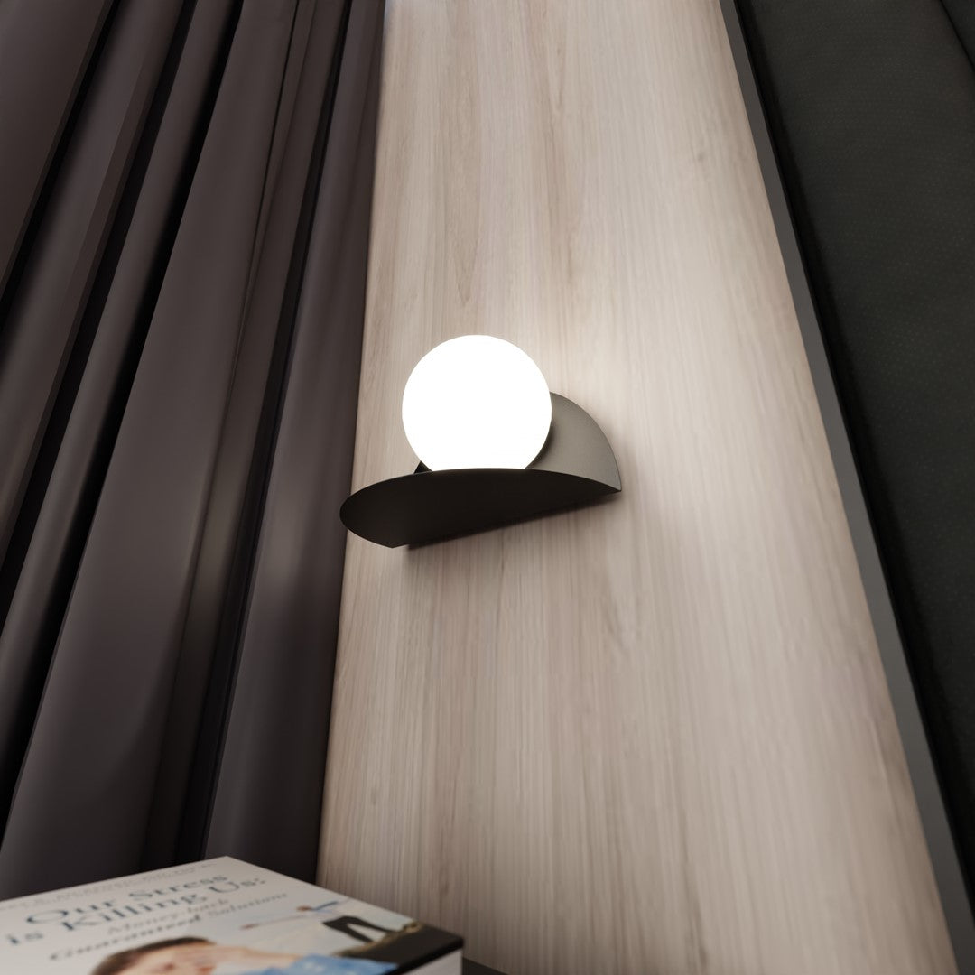 Form wall lamp, No. 7