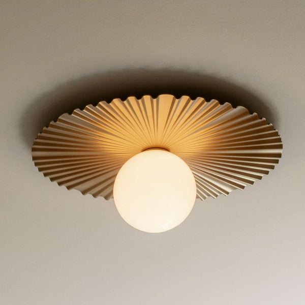Applique murale Liila Muuse en verre, doré et blanc, Ø 42 cm, IP44