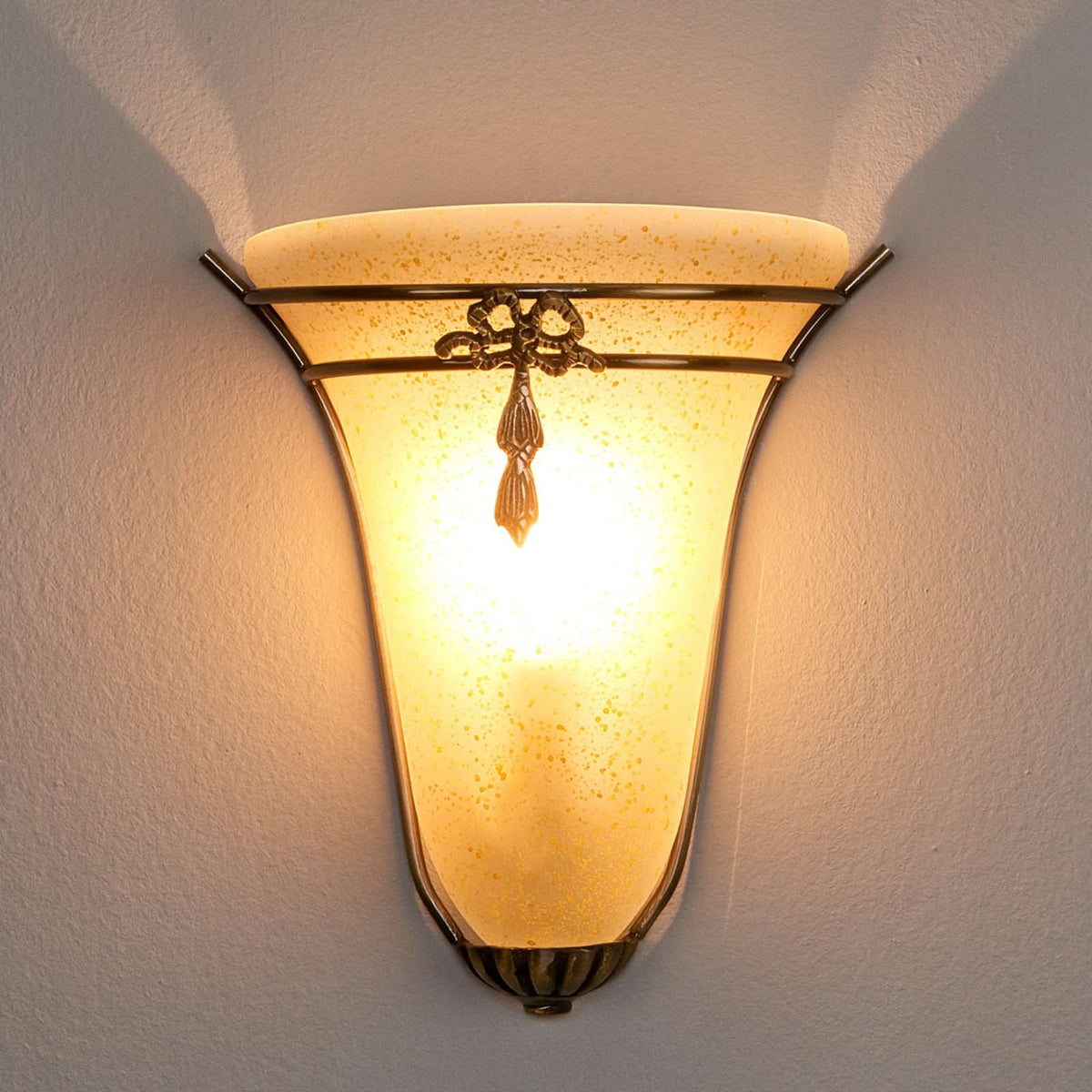 Applique murale Ascana en verre, bronze et crème, hauteur 28 cm