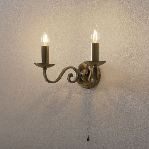 Applique murale Richmond en acier, laiton, 2 lumières, hauteur 16 cm