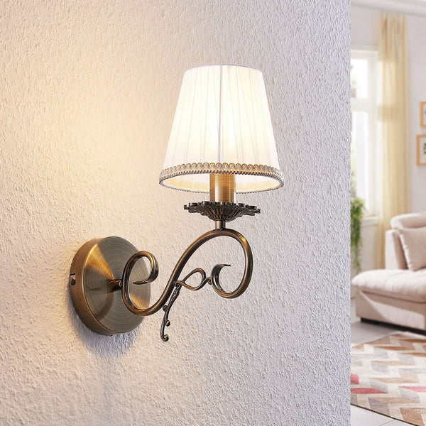 Applique murale en tissu, laiton ancien et blanc, hauteur 33,5 cm