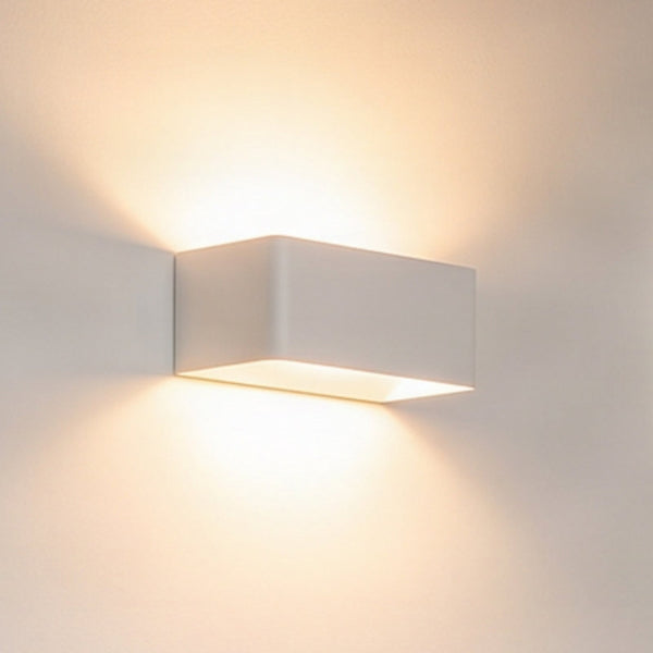 Applique murale LED Karam en aluminium, blanc, hauteur 8 cm, 3000 K, 5,5 W