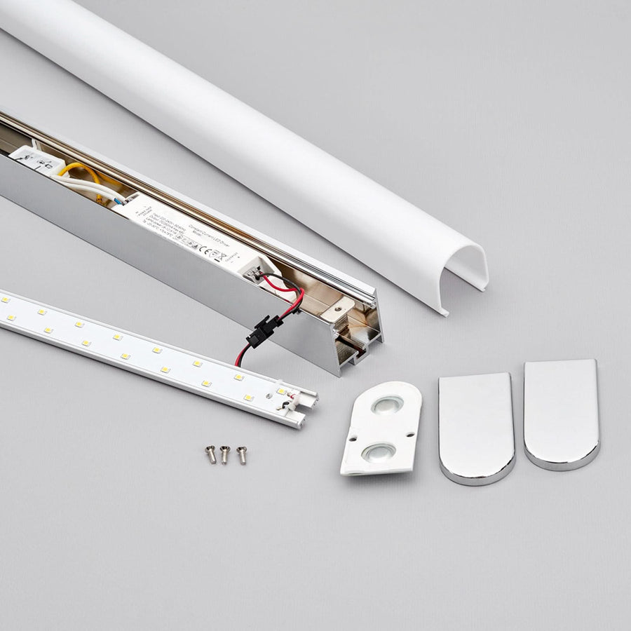 Applique murale LED en métal, chromé et blanc, hauteur 4 cm, IP44, 3000 K, 11 W, largeur 88 cm