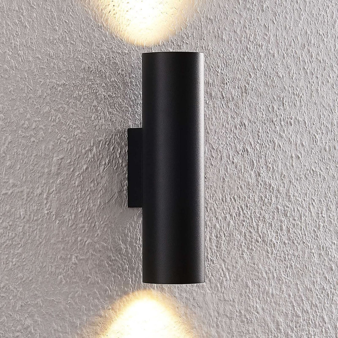 Applique murale Brinja en aluminium, noir, 2 lumières, hauteur 22,5 cm