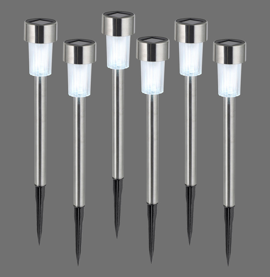 Six piquets lumineux solaires en acier inoxydable alignés sur fond gris.
