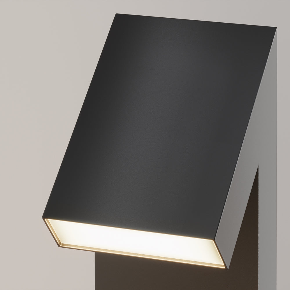 Guss Outdoor light