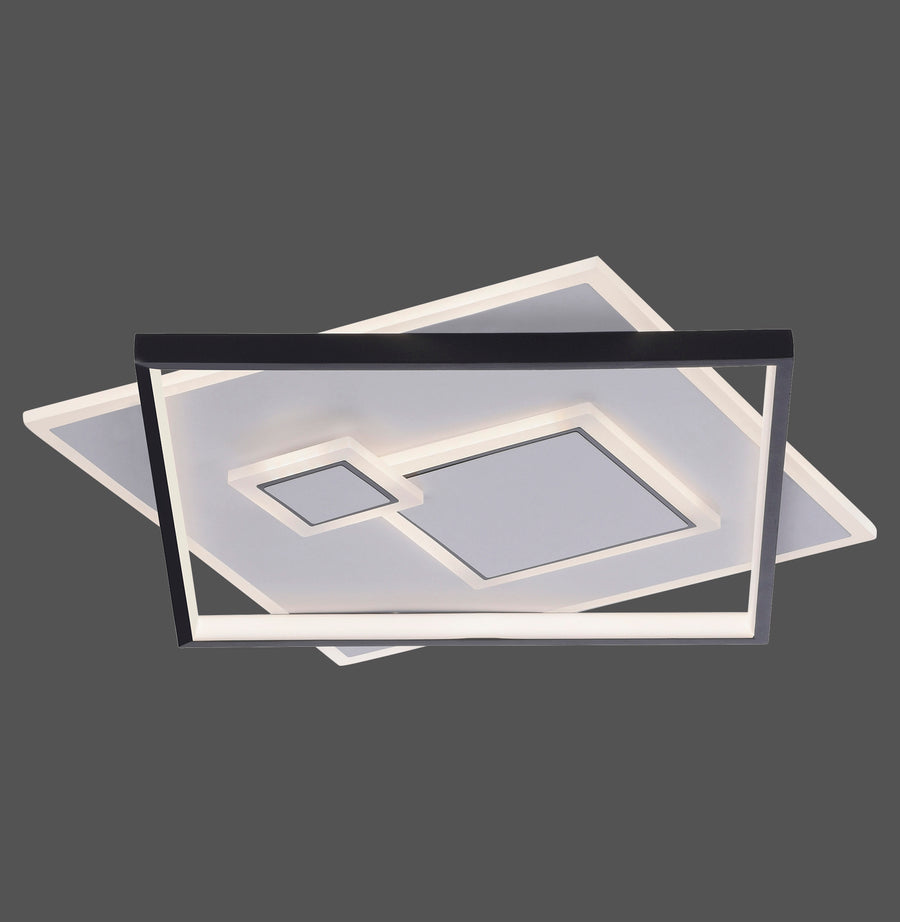 Vue de face du plafonnier rectangulaire noir et blanc sur fond gris