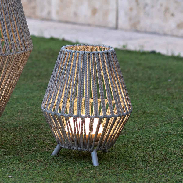Conta 30 cordless table lamp in recycled PVC