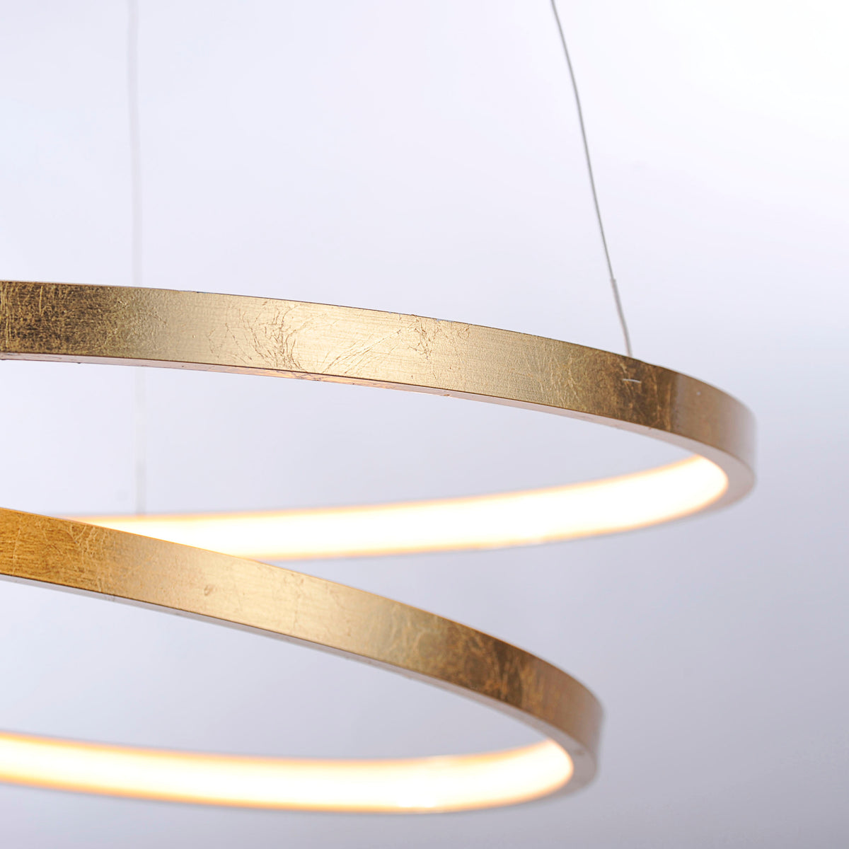 Suspension Roman dorée, L 55 cm