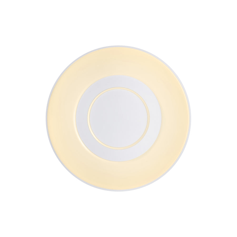 Vue de dessous du plafonnier rond, anneau lumineux et centre blanc