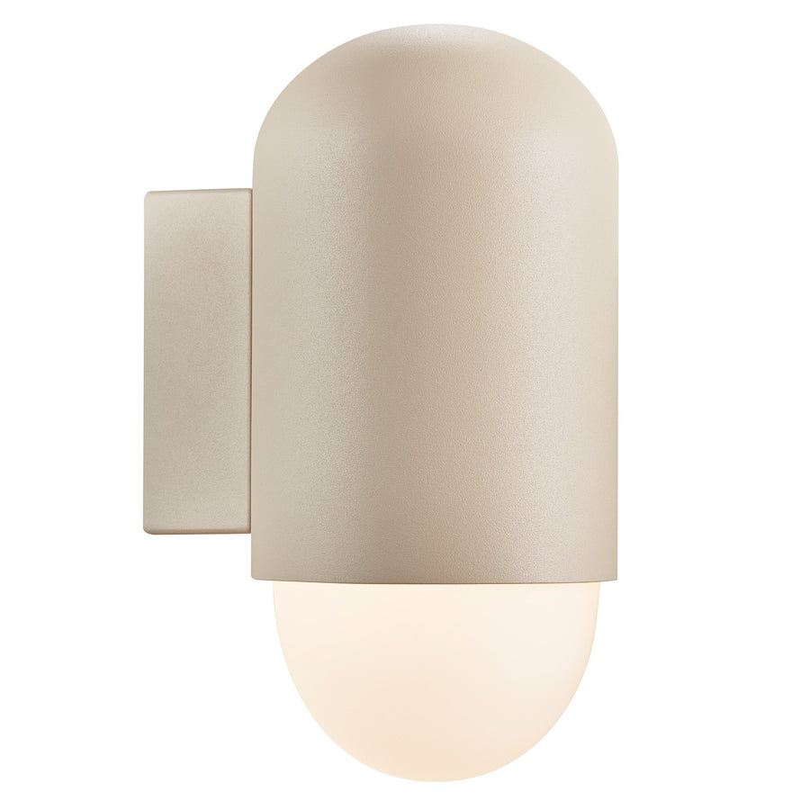 Version beige sable de l'applique, corps arrondi et diffuseur de verre blanc