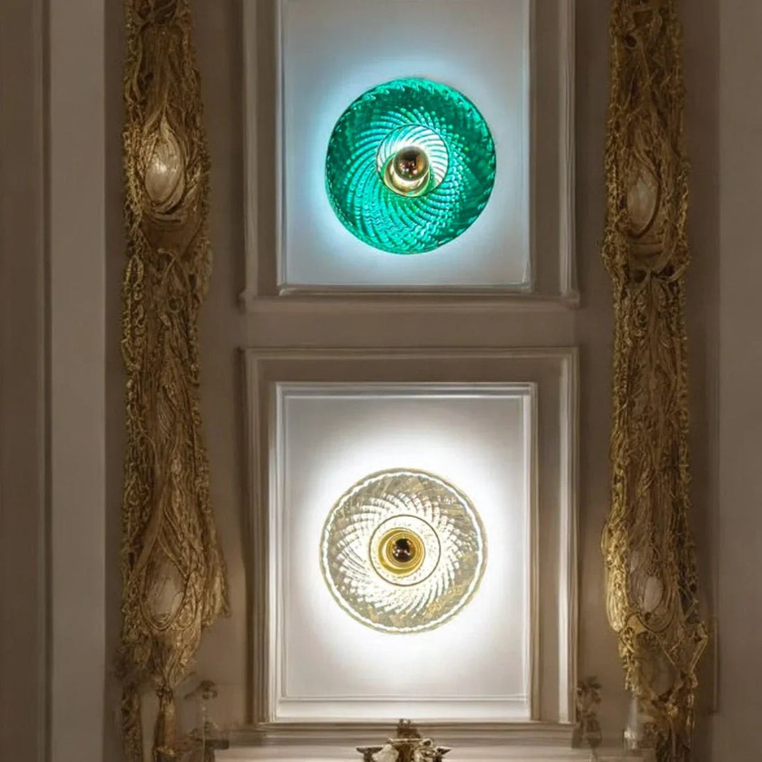 Applique Roxanne – Applique en verre soufflé au style Art Déco raffiné