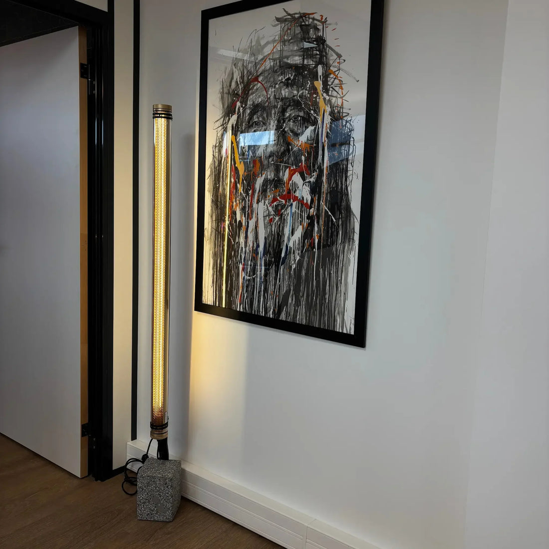 Lampadaire Lukas en métal – Style industriel, conçu pour l’extérieur