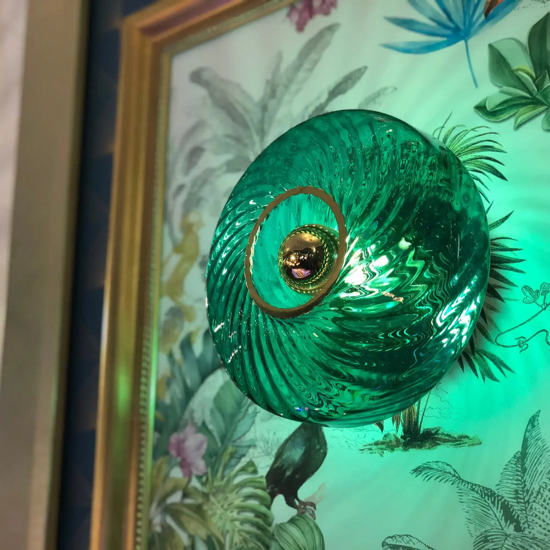 Applique Petit Roxanne – Luminaire en verre soufflé au style Art Déco élégant