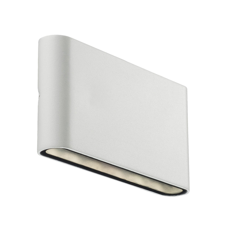 Applique murale rectangulaire blanche présentée de trois quarts sur fond neutre