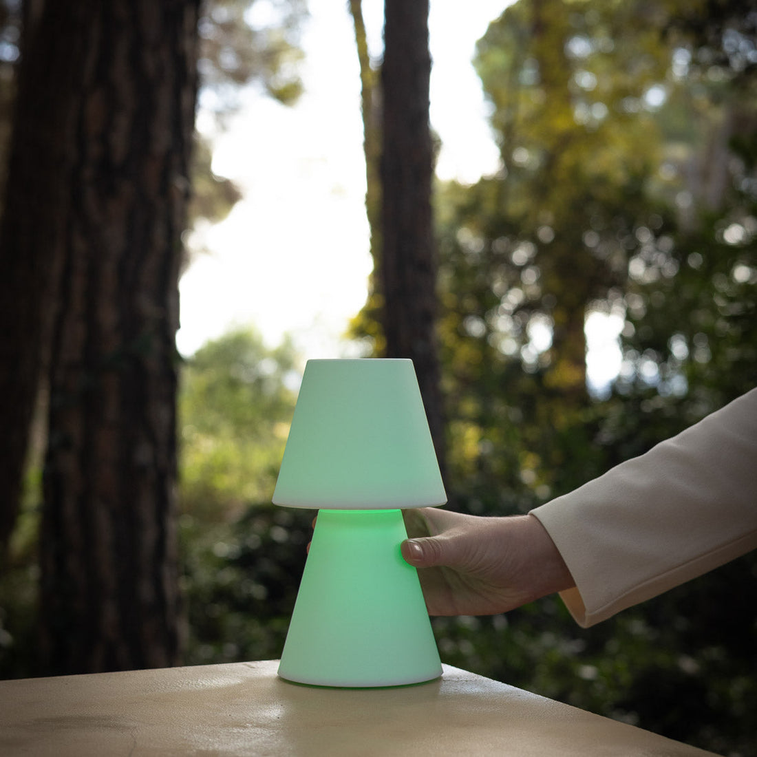 Lola 20 table lamp