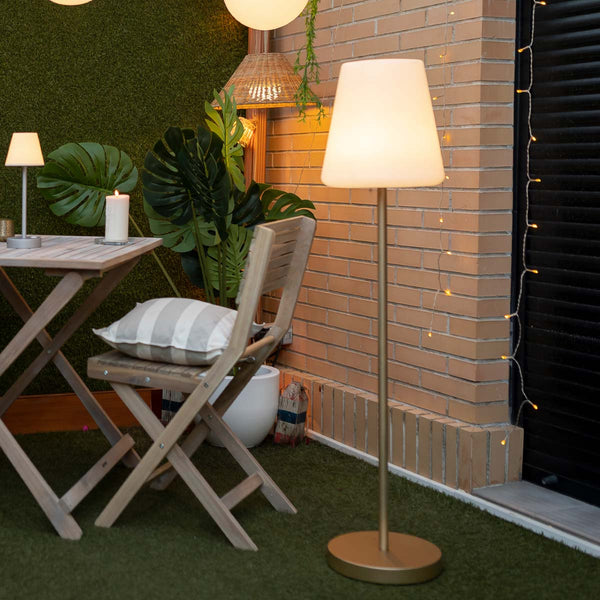 Lola Slim solar floor lamp