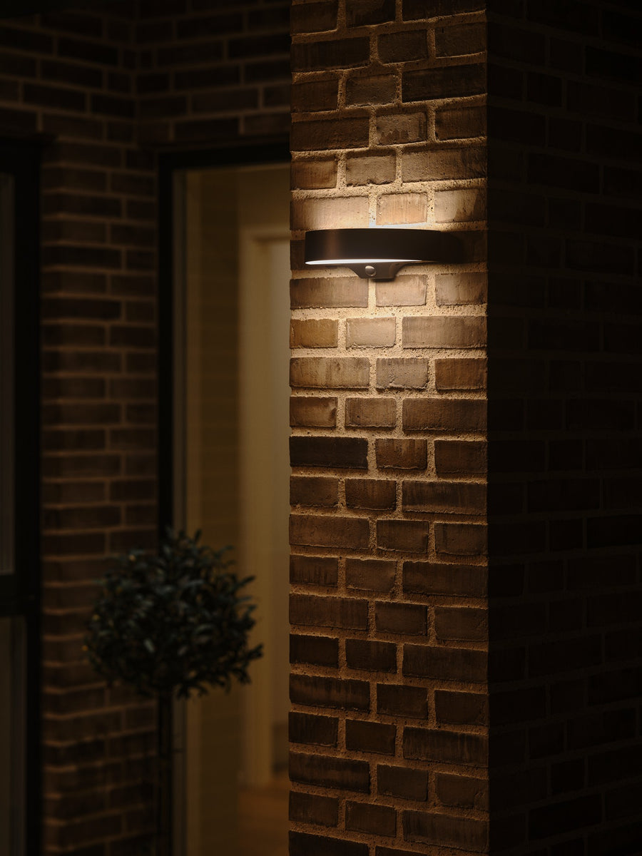 Applique extérieure LED Monay Round solaire noire, IP44