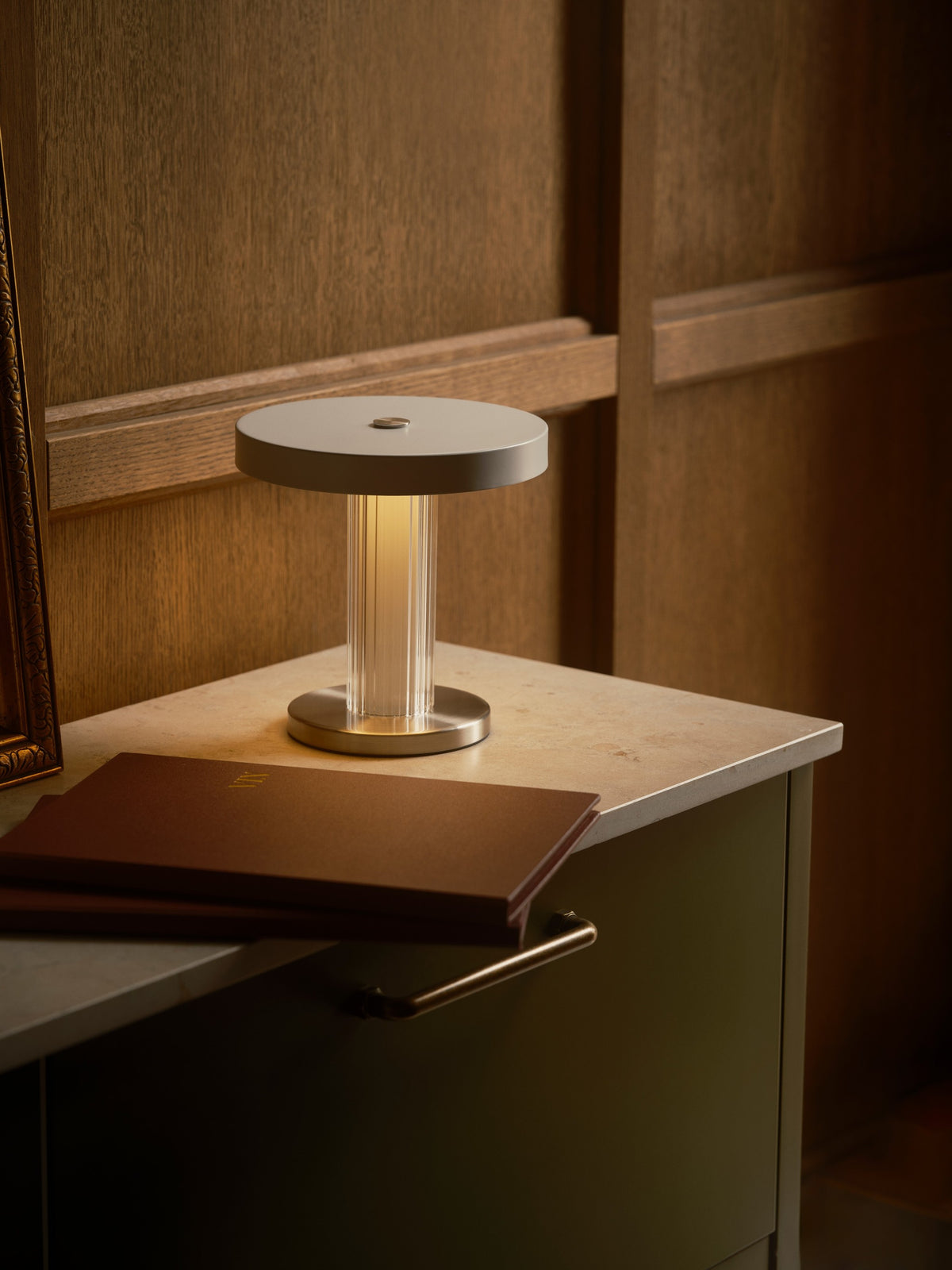Lampe à poser LED Trezzi Portable blanche, verre