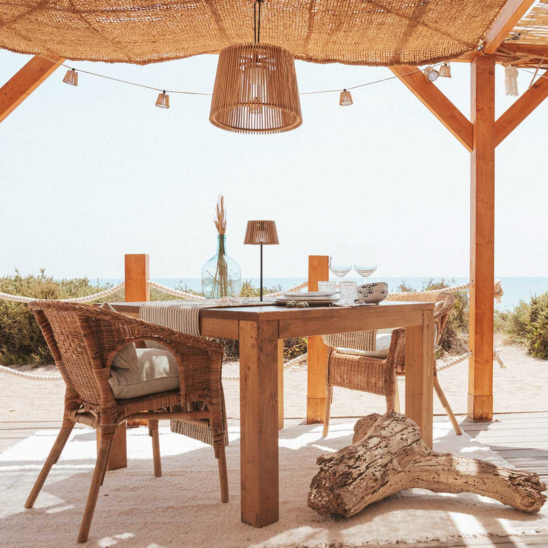 Okinawa solar table lamp in bamboo
