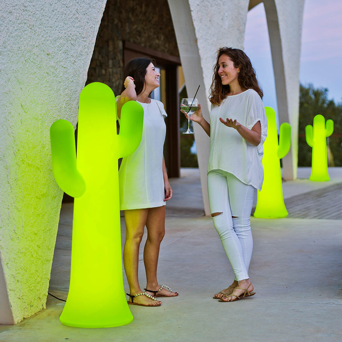 Lampadaire Pancho 140 en forme de cactus