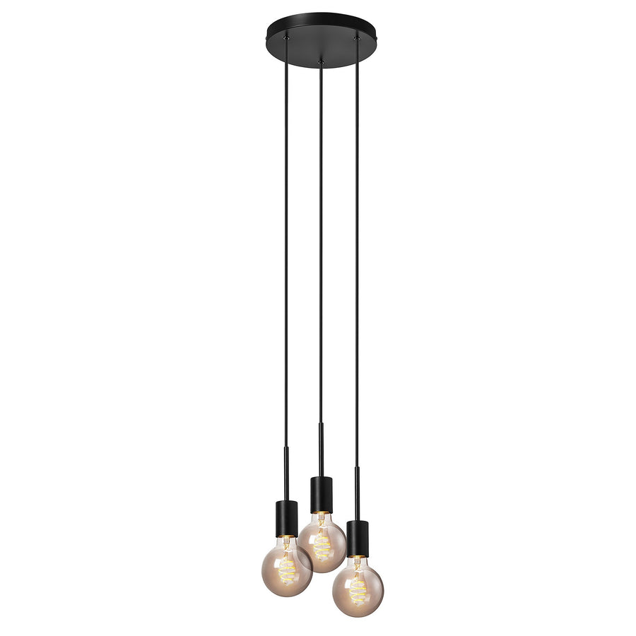 Suspension noire mate, trois câbles noirs et ampoules transparentes sur fond blanc
