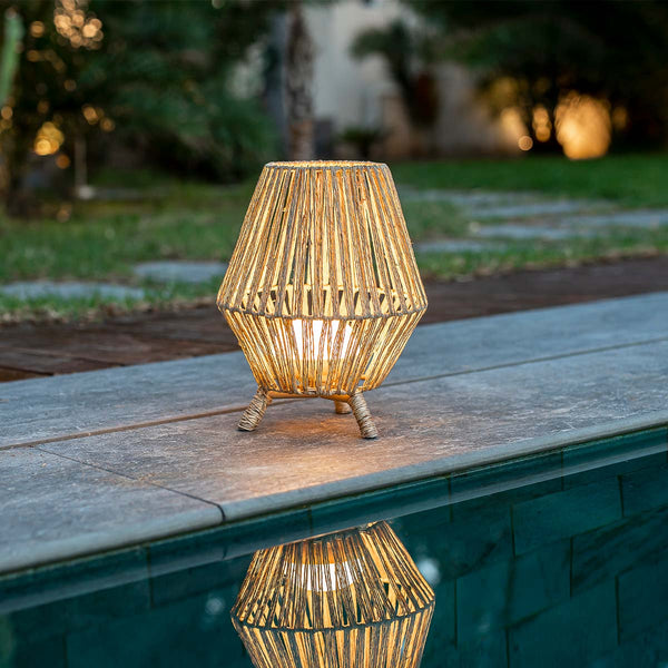 Sisine 30 cordless table lamp in natural fibers