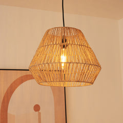 Sisine pendant light made of natural fibers