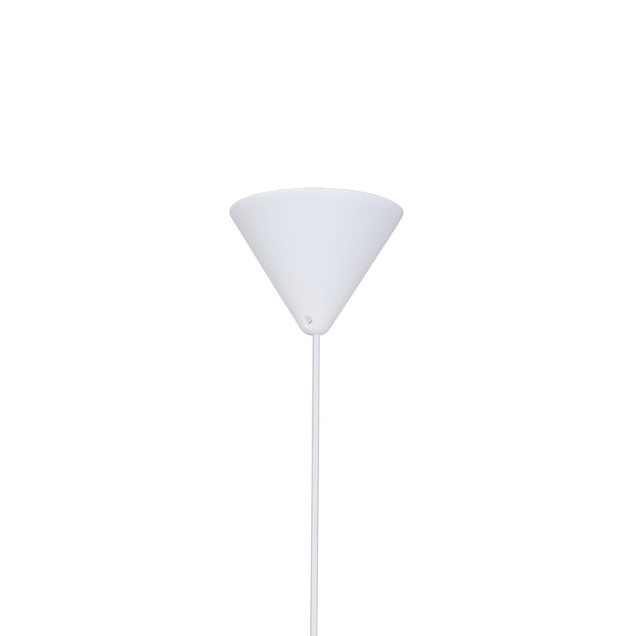 Détail de la rosace conique blanche et du cordon de suspension.
