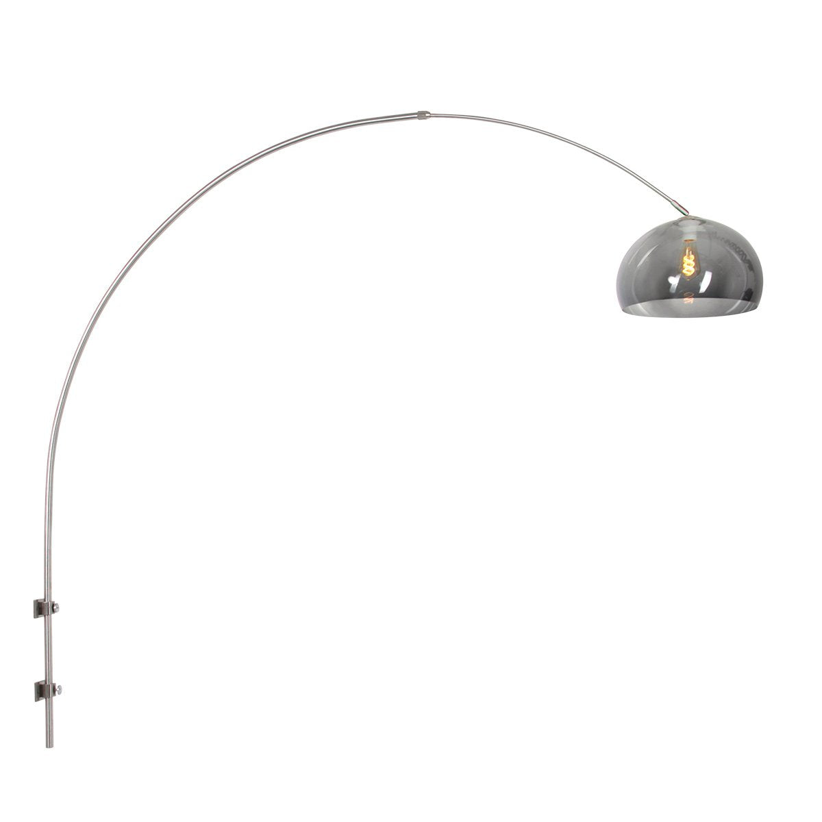 Même luminaire allumé, ampoule visible à travers l'abat-jour en verre fumé