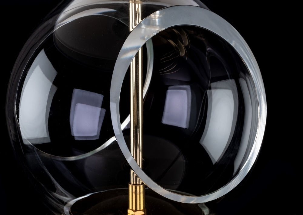 Table lamp